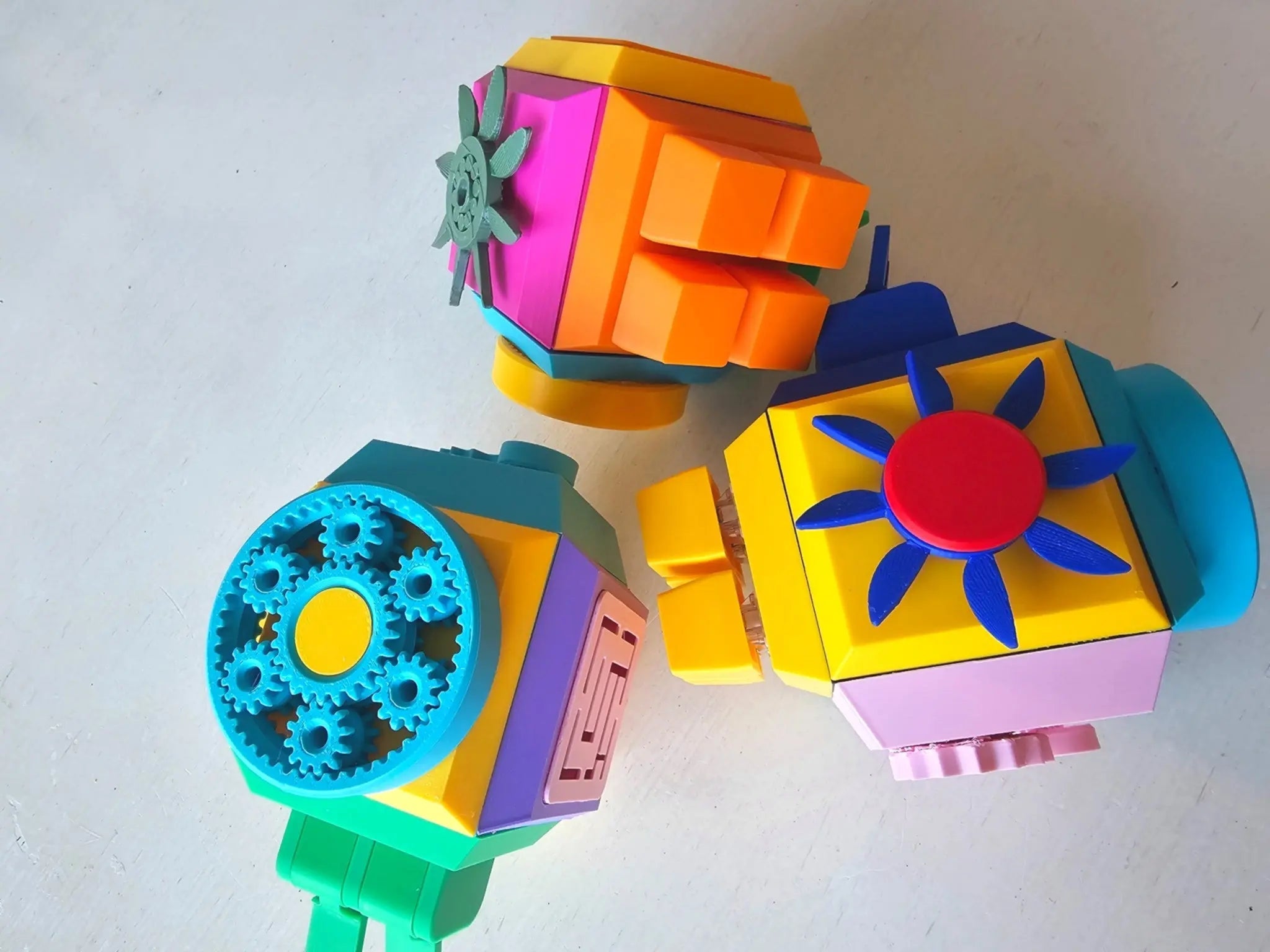 Tween Space Modular Fidget Cube | Swappable Sensory Toy 4 Inch